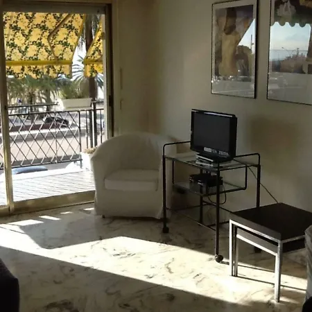 Smartworking And Relax On The Beach, Seaview Apartment